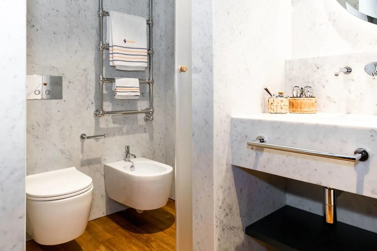 מילאנו Joivy Luxurious Apt For 4 Near Duomo And Galleria Vittorio