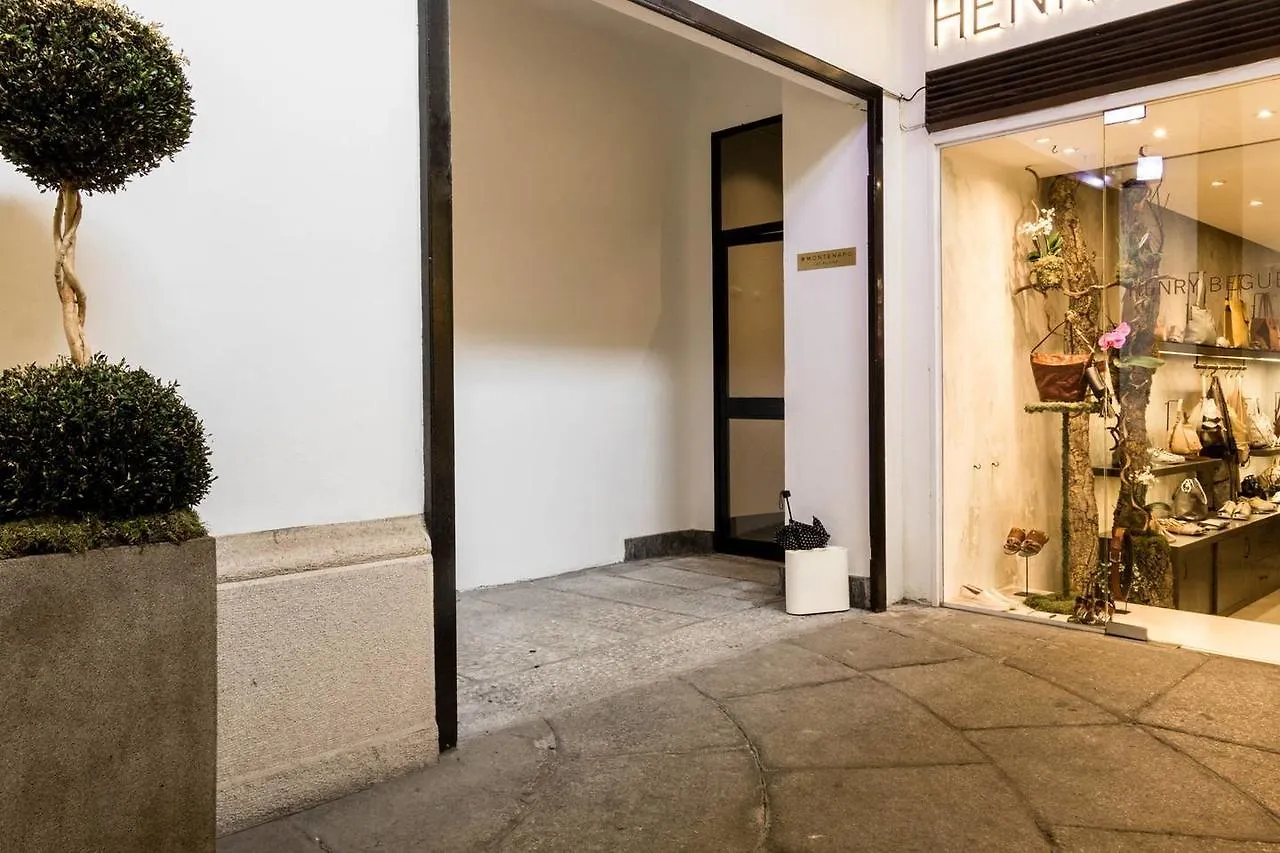 Joivy Luxurious Apt For 4 Near Duomo And Galleria Vittorio Milan 0*,  Italy