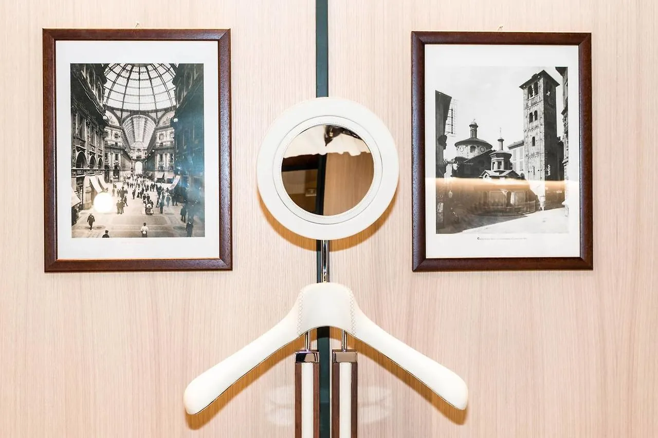 Joivy Luxurious Apt For 4 Near Duomo And Galleria Vittorio Milan